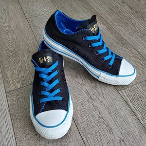 Converse All Star Low Tops Size 5 Women's - Black w/Electric Blue Lining/Laces